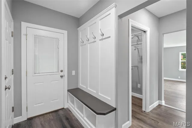 $3,195 | 180 Doorack Lane, St. Louis, MO 63122