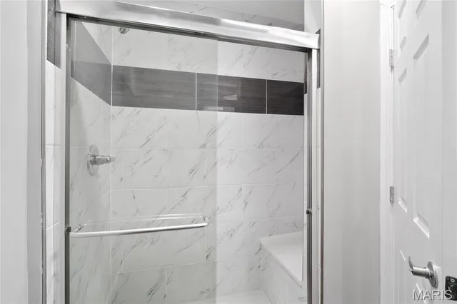 $3,195 | 180 Doorack Lane, St. Louis, MO 63122