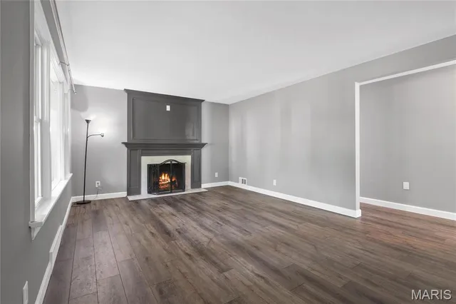 $3,195 | 180 Doorack Lane, St. Louis, MO 63122