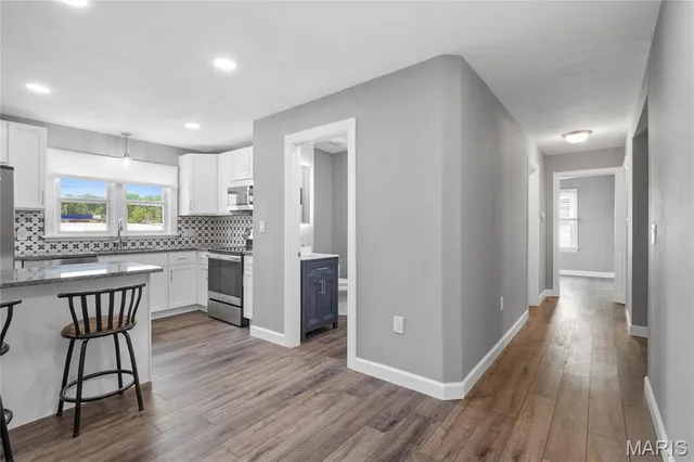 $3,195 | 180 Doorack Lane, St. Louis, MO 63122