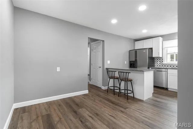 $3,195 | 180 Doorack Lane, St. Louis, MO 63122