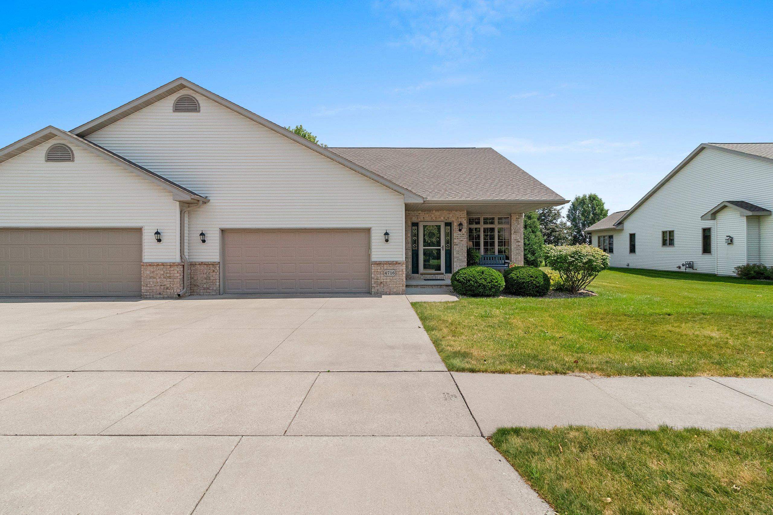 4716 North Fallview Lane Appleton, WI 54913 - Photo 2 of 59 Gallery Image 2