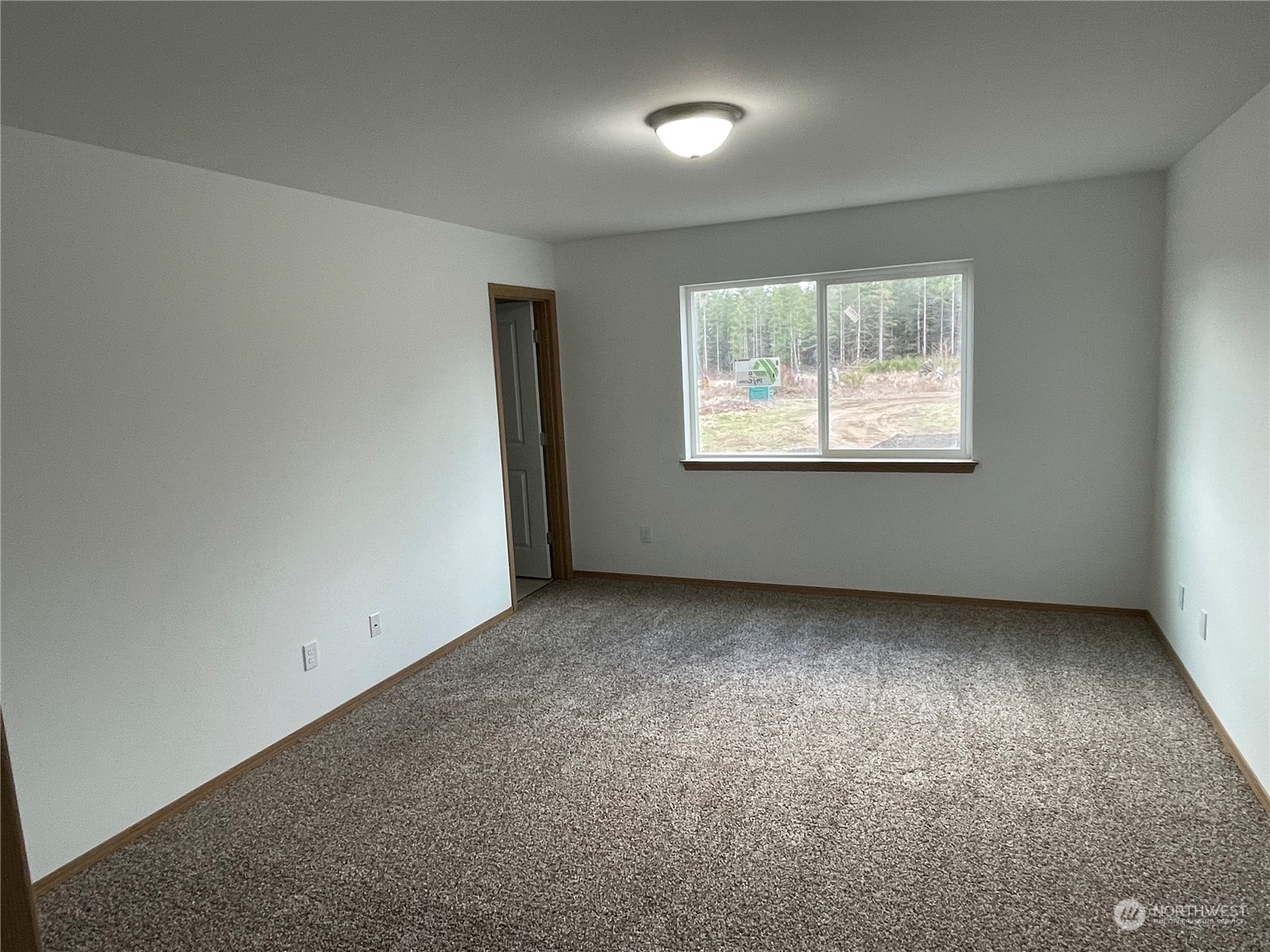 248 Burchett Road, Unit 40 Onalaska, WA 98570 - Photo 7 of 13 Gallery Image 7
