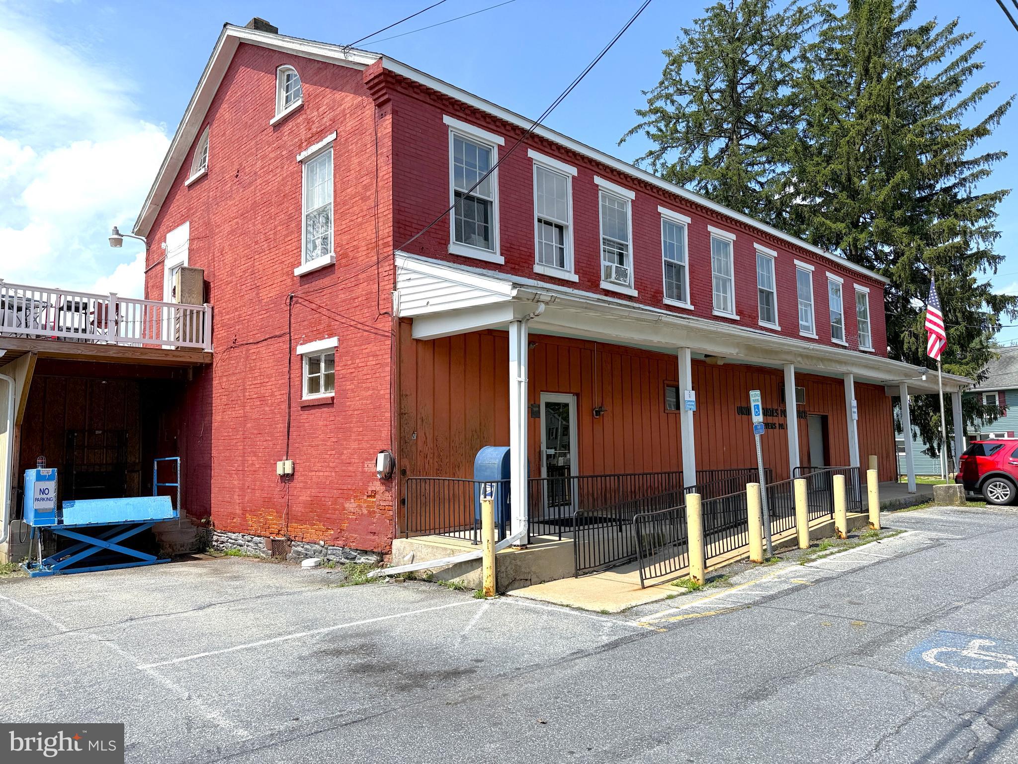 8 South Line Road Stevens, PA 17578 - Photo 1 of 4