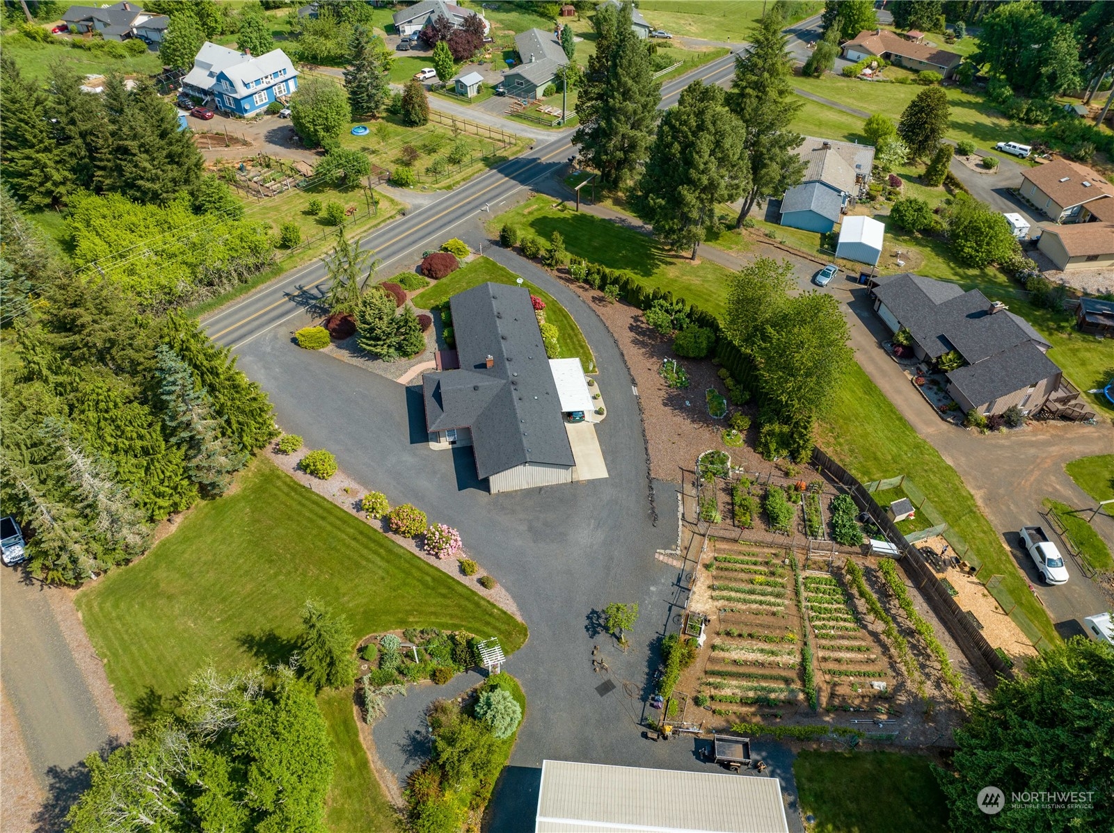 269 Curtis Hill Road Chehalis, WA 98532 - Photo 38 of 38 an aerial view of residential houses with outdoor space
