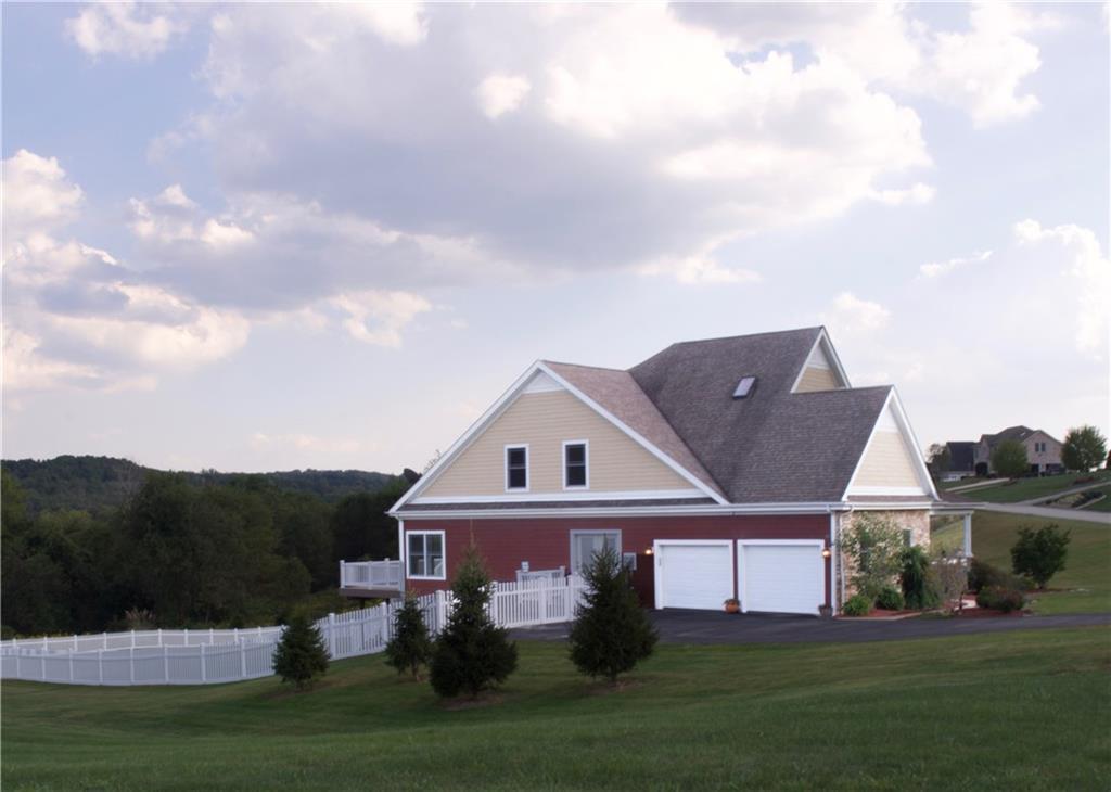 2005 Rivendell Court Claridge, PA 15623 - Photo 2 of 25 Gallery Image 2