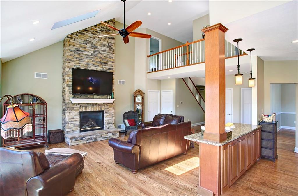 2005 Rivendell Court Claridge, PA 15623 - Photo 5 of 25 Gallery Image 5