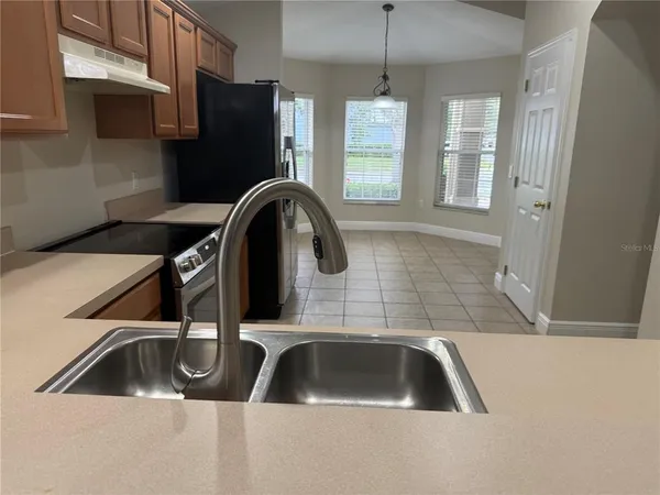 $2,650 | 5785 Lake Champlain Drive, Orlando, FL 32829