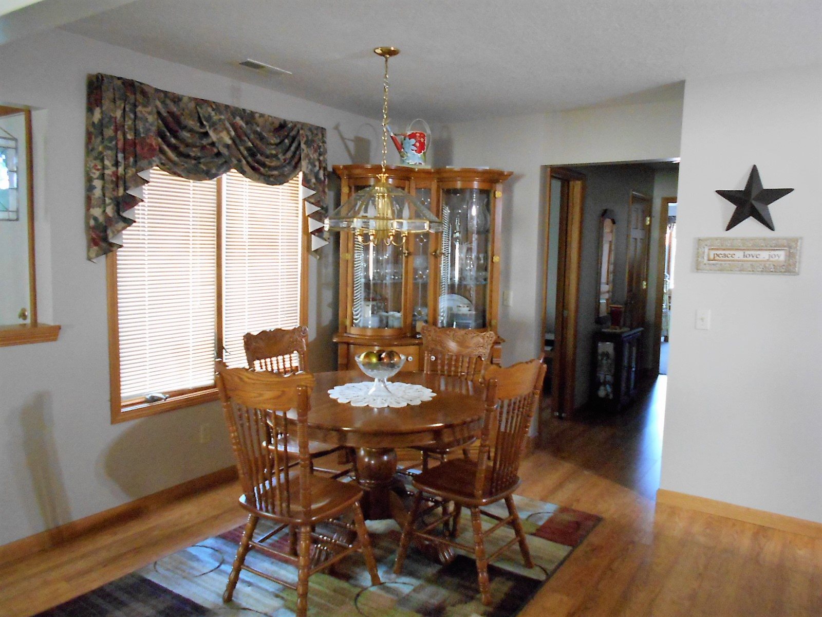 1720 Fairway Drive Decatur, IN 46733 - Photo 4 of 17