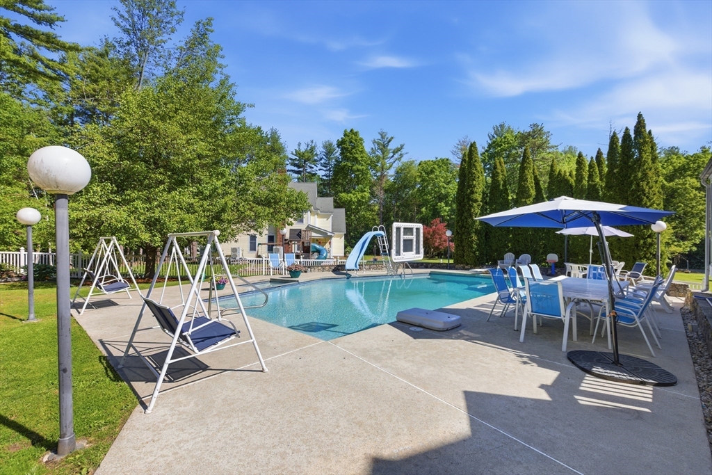 15 Long Pasture Road North Andover, MA 01845 - Photo 4 of 42
