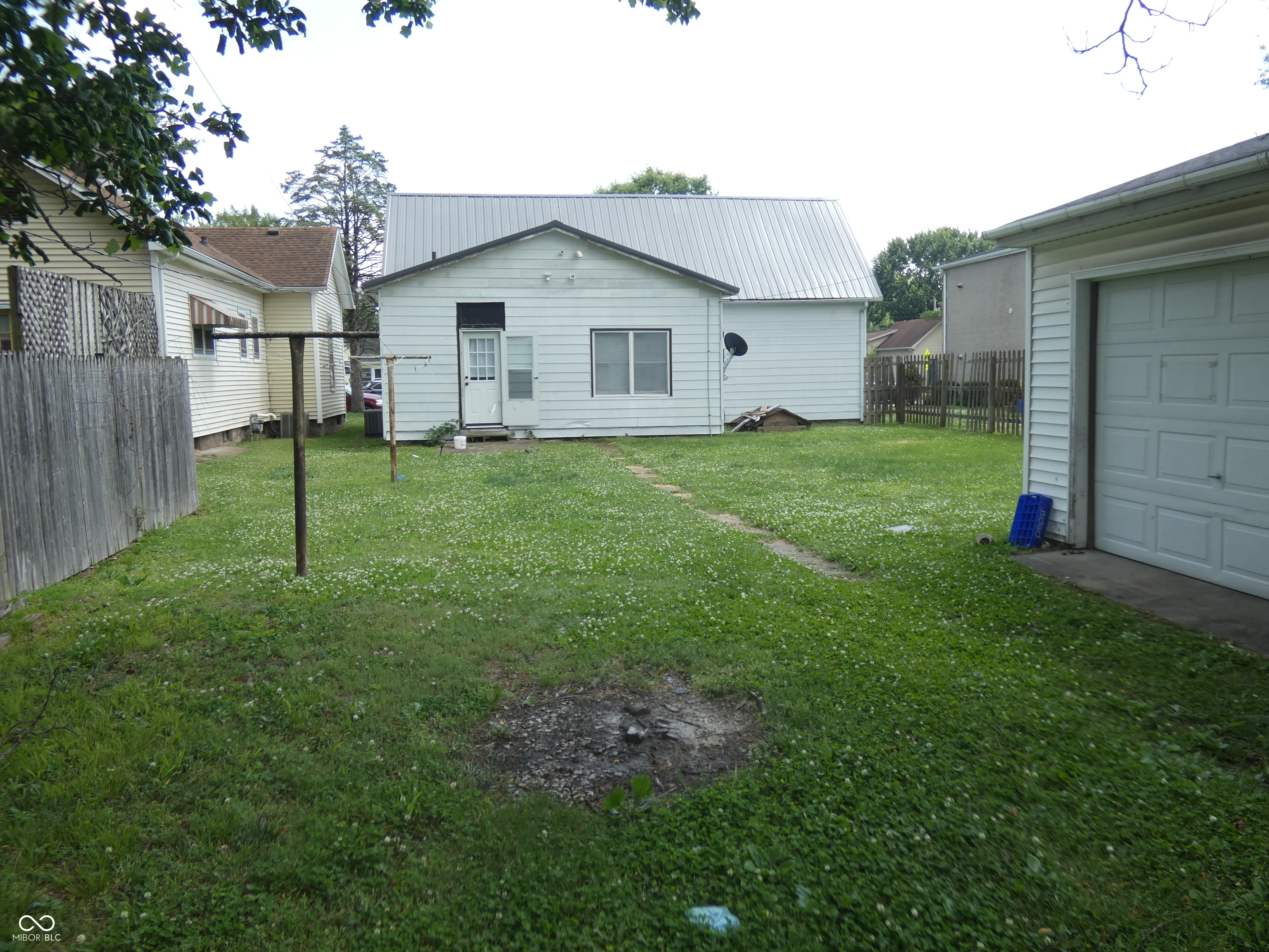 528 West 5th Street Seymour, IN 47274 - Photo 4 of 22