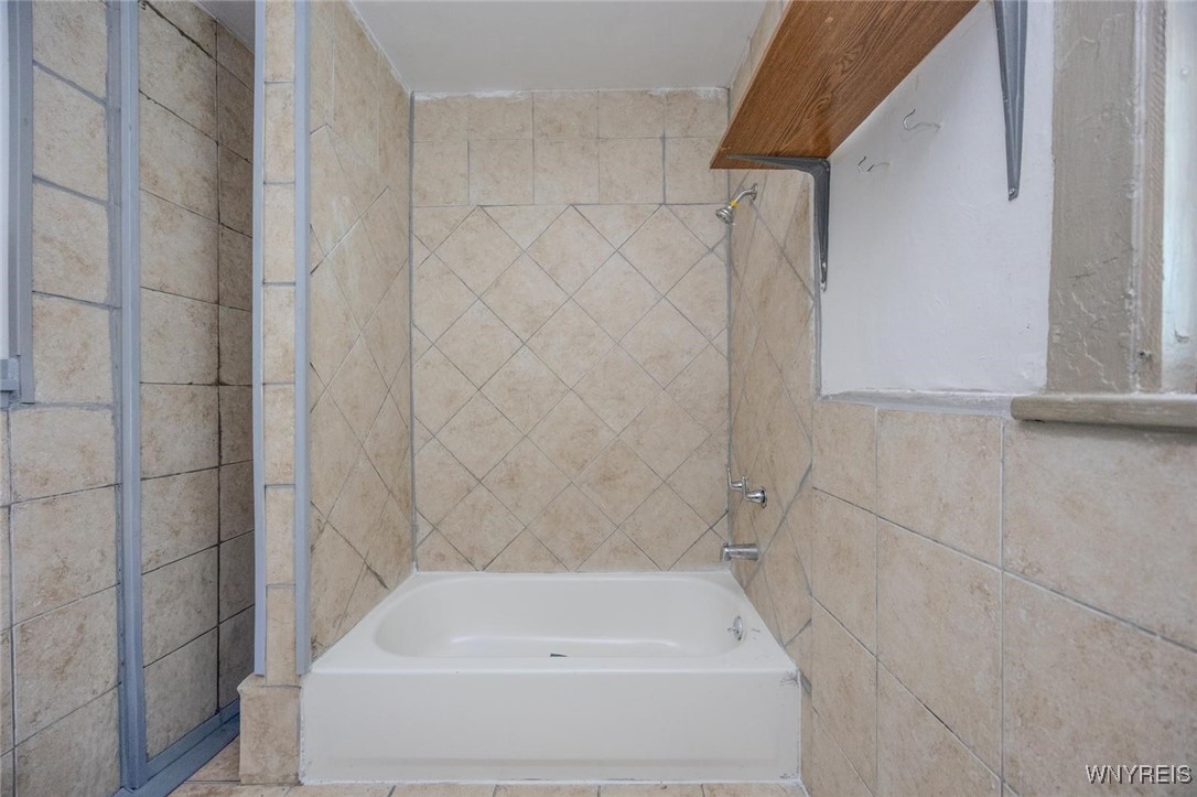 68 Sirret Street Buffalo, NY 14220 - Photo 30 of 46