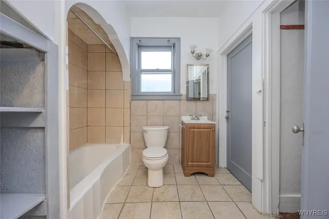 $1,650 | 68 Sirret Street, Buffalo, NY 14220