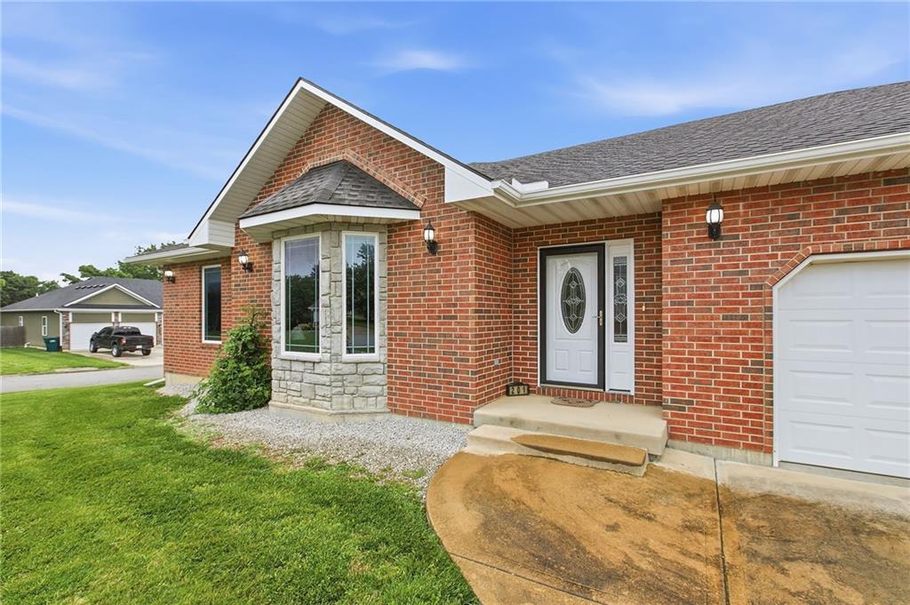 201 South Wilson Street Archie, MO 64725 - Photo 3 of 38