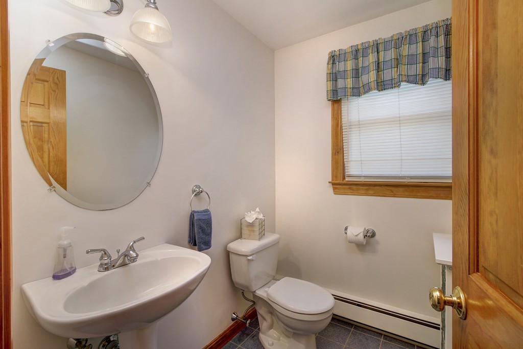 14 Wood Road Dedham, MA 02026 - Photo 10 of 27 Gallery Image 10