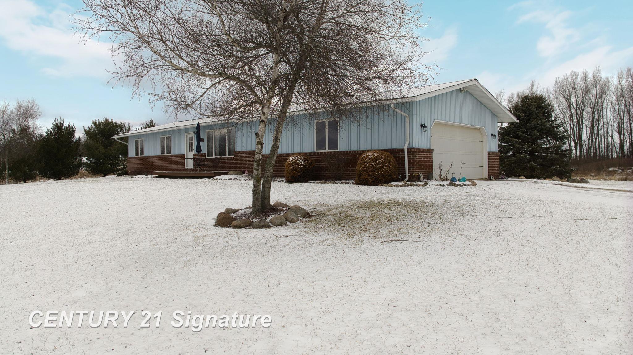 4625 East Hibbard Road Corunna, MI 48817 - Photo 2 of 47
