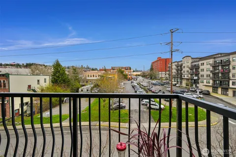 $384,900 | 1310 10th Street, Unit 407, Bellingham, WA 98225