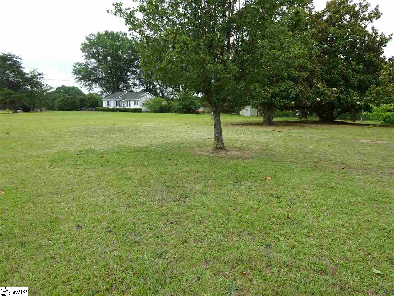 2720 Neely Ferry Road Laurens, SC 29360 - Photo 14 of 32