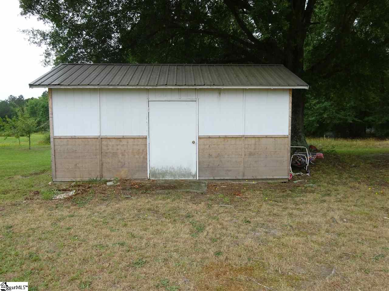 2720 Neely Ferry Road Laurens, SC 29360 - Photo 22 of 32