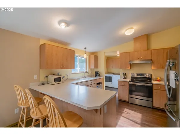 $654,170 | 12676 Kings Valley Highway, Monmouth, OR 97361