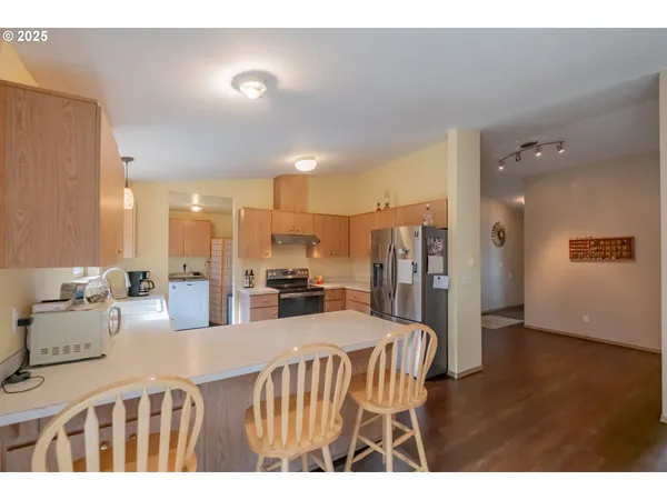 $654,170 | 12676 Kings Valley Highway, Monmouth, OR 97361