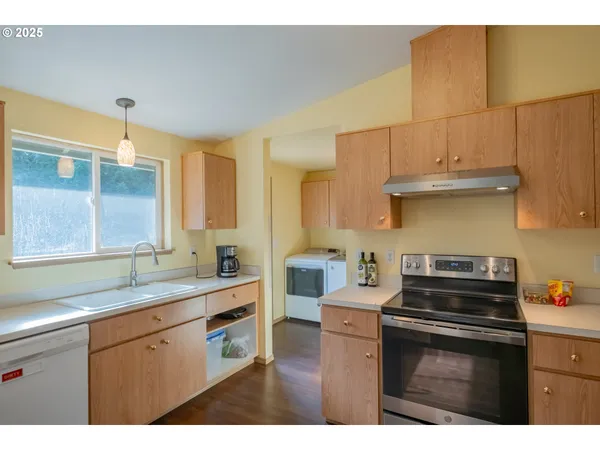 $654,170 | 12676 Kings Valley Highway, Monmouth, OR 97361