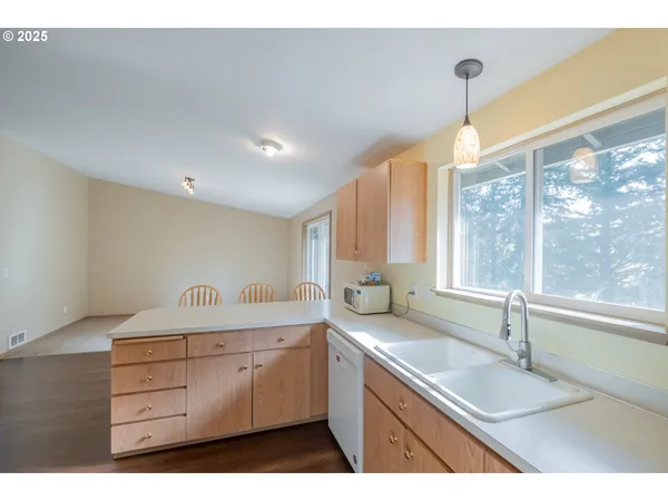 $654,170 | 12676 Kings Valley Highway, Monmouth, OR 97361