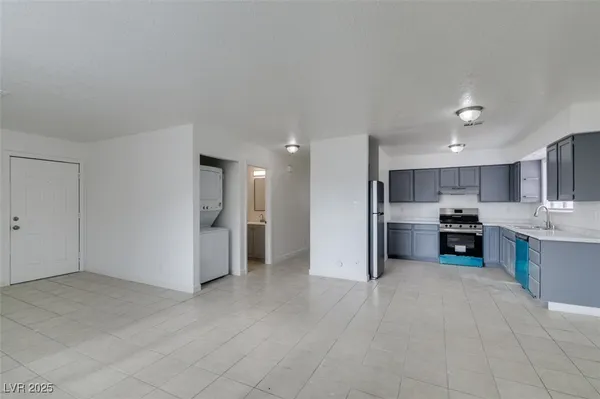 $1,390 | 6987 Mendon Lane, Unit 4, Las Vegas, NV 89156