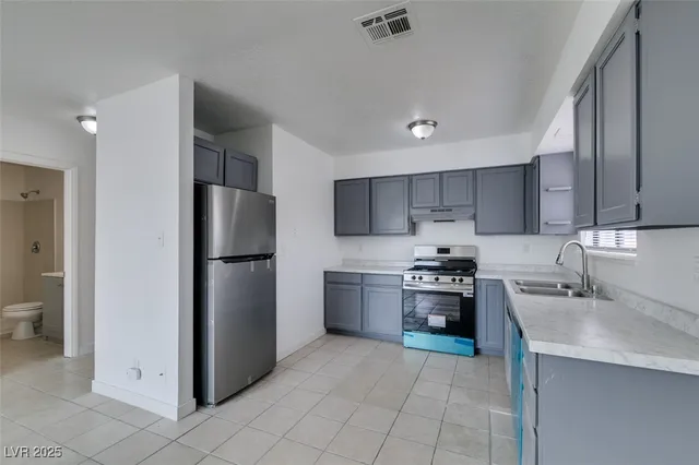 $1,390 | 6987 Mendon Lane, Unit 4, Las Vegas, NV 89156