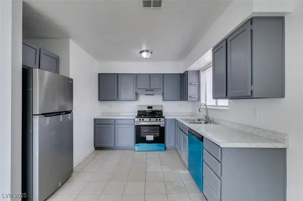 $1,390 | 6987 Mendon Lane, Unit 4, Las Vegas, NV 89156