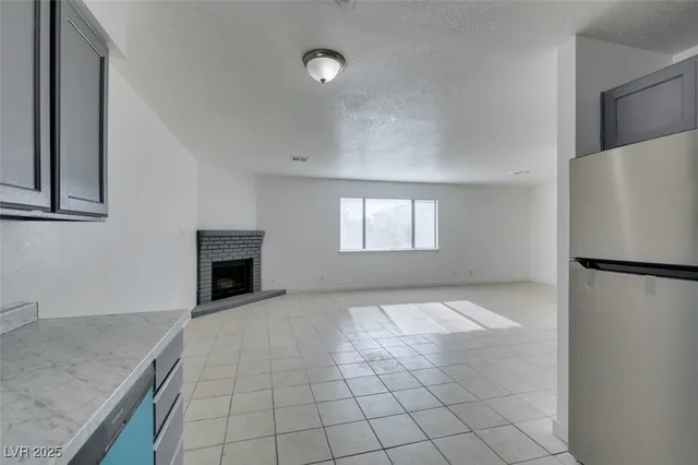 $1,390 | 6987 Mendon Lane, Unit 4, Las Vegas, NV 89156