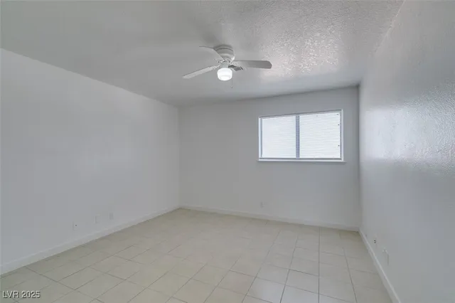 $1,390 | 6987 Mendon Lane, Unit 4, Las Vegas, NV 89156