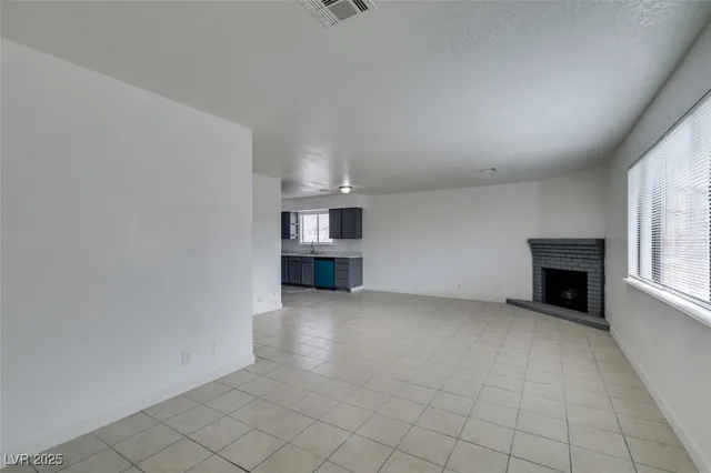 $1,390 | 6987 Mendon Lane, Unit 4, Las Vegas, NV 89156