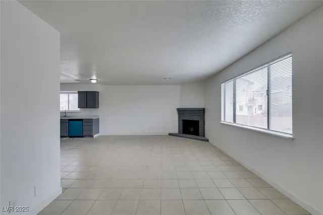 $1,390 | 6987 Mendon Lane, Unit 4, Las Vegas, NV 89156