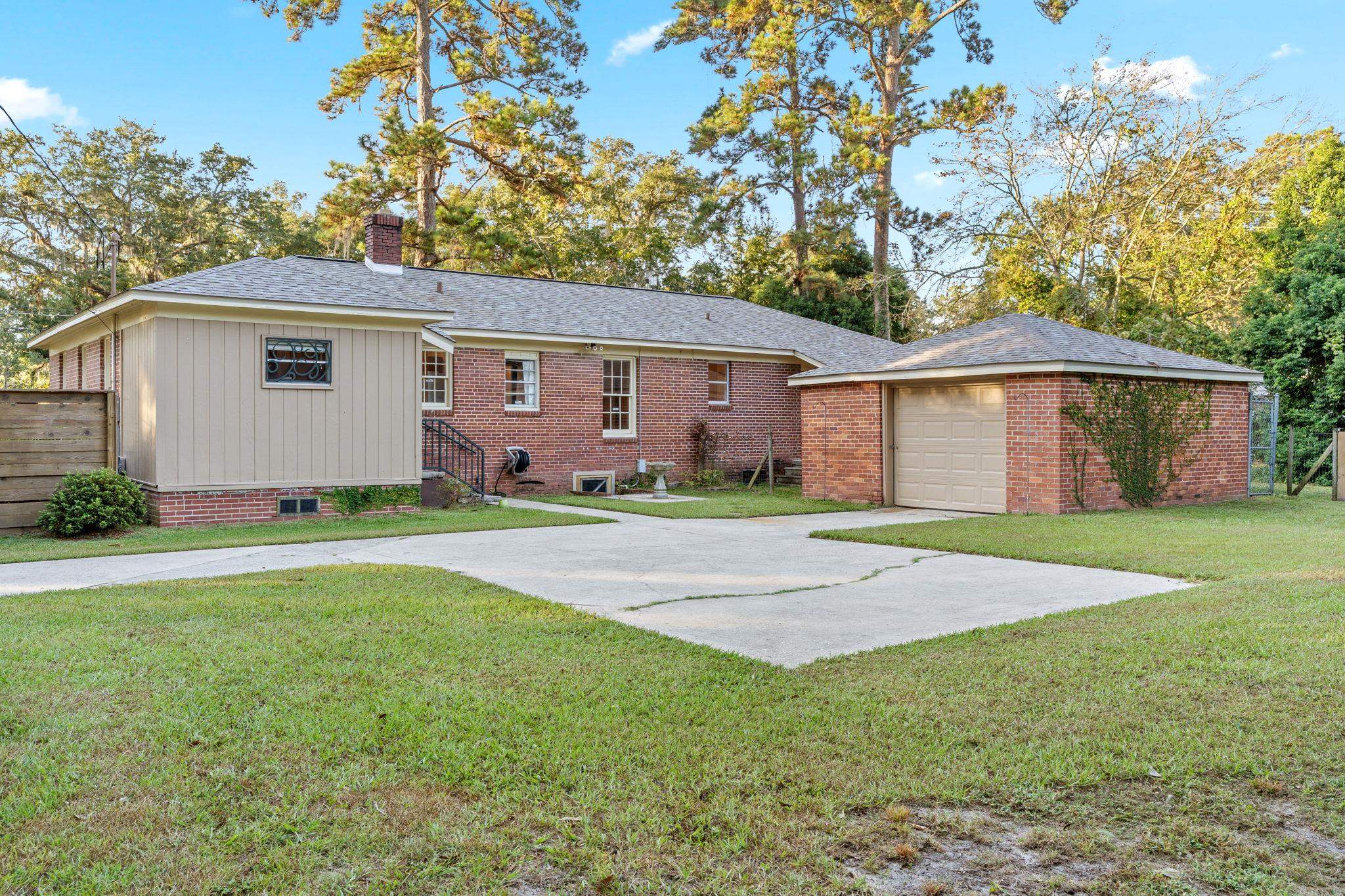 954 Miccosukee Road Tallahassee, FL 32303 - Photo 3 of 44