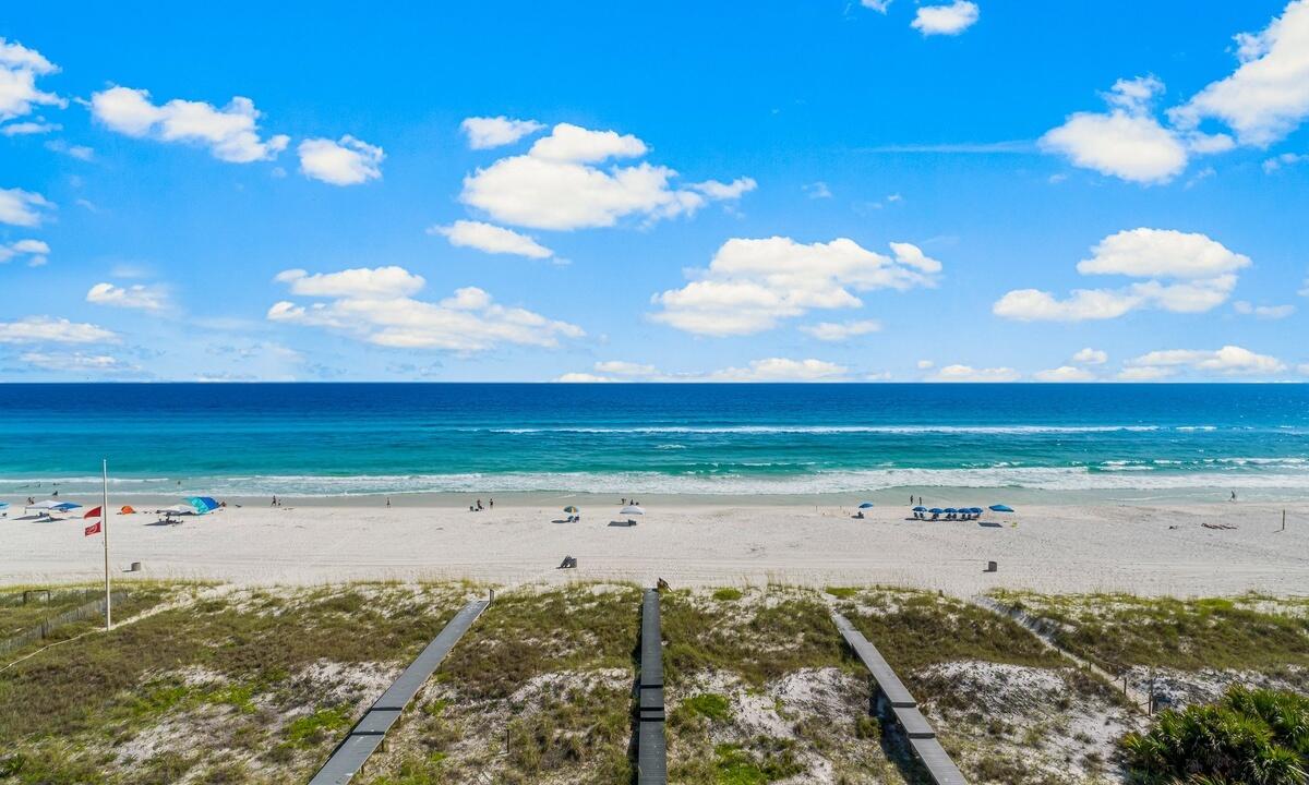 22015 Front Beach Road Panama City Beach, FL 32413 - Photo 28 of 104 a view of a big yard with an ocean