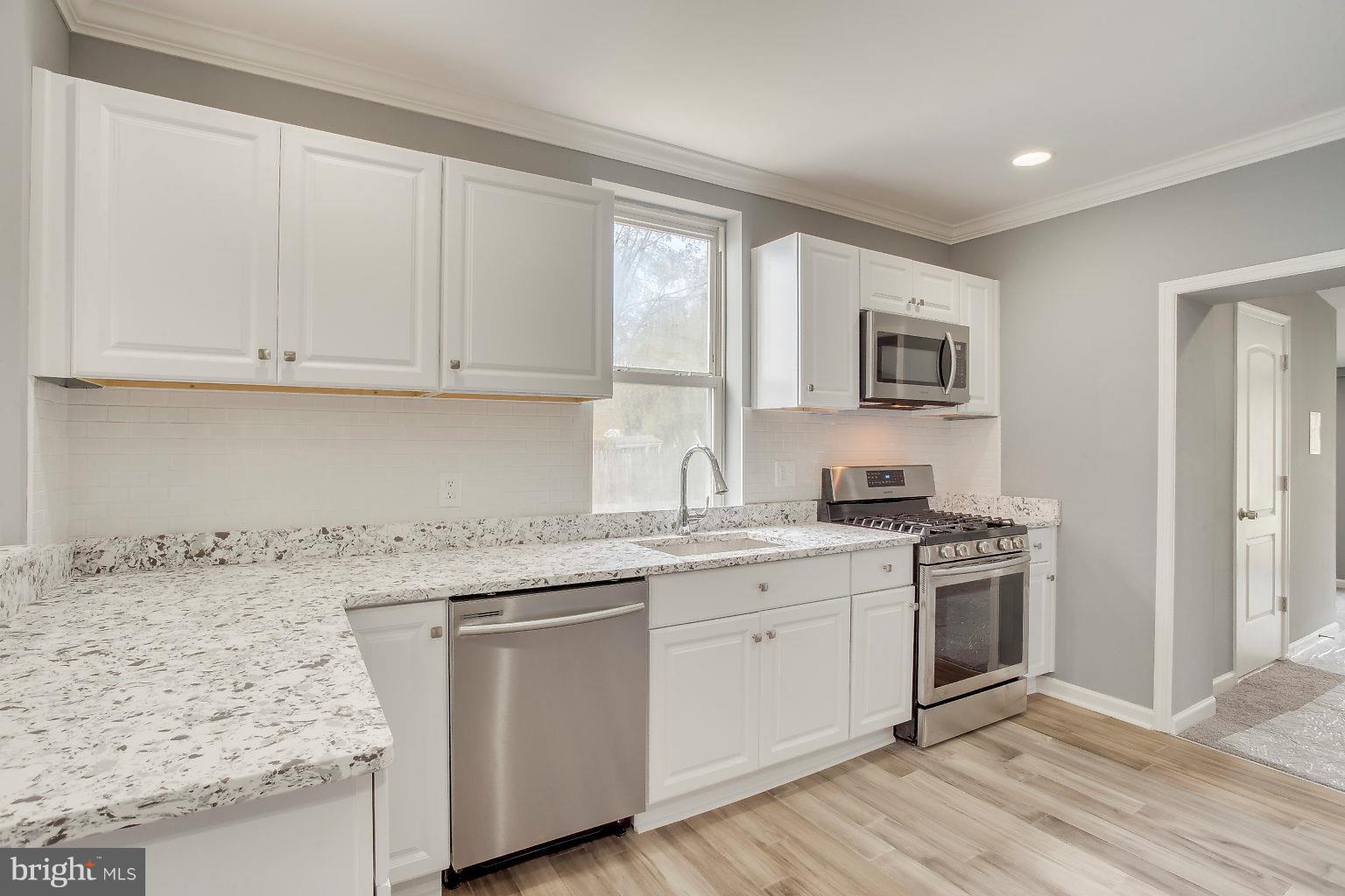 356 Nicholson Road Baltimore, MD 21221 - Photo 18 of 42 Kitchen