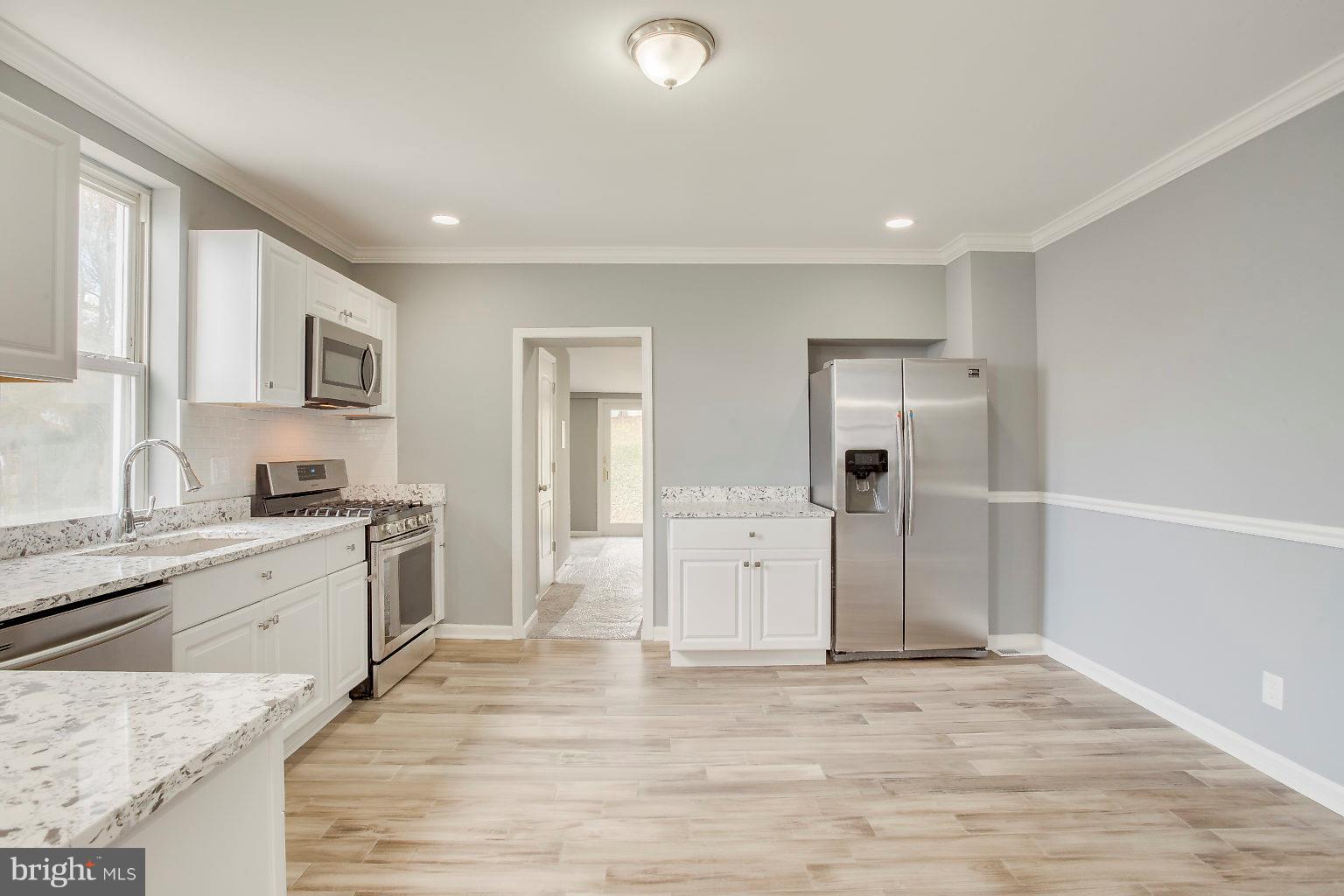 356 Nicholson Road Baltimore, MD 21221 - Photo 20 of 42 Kitchen