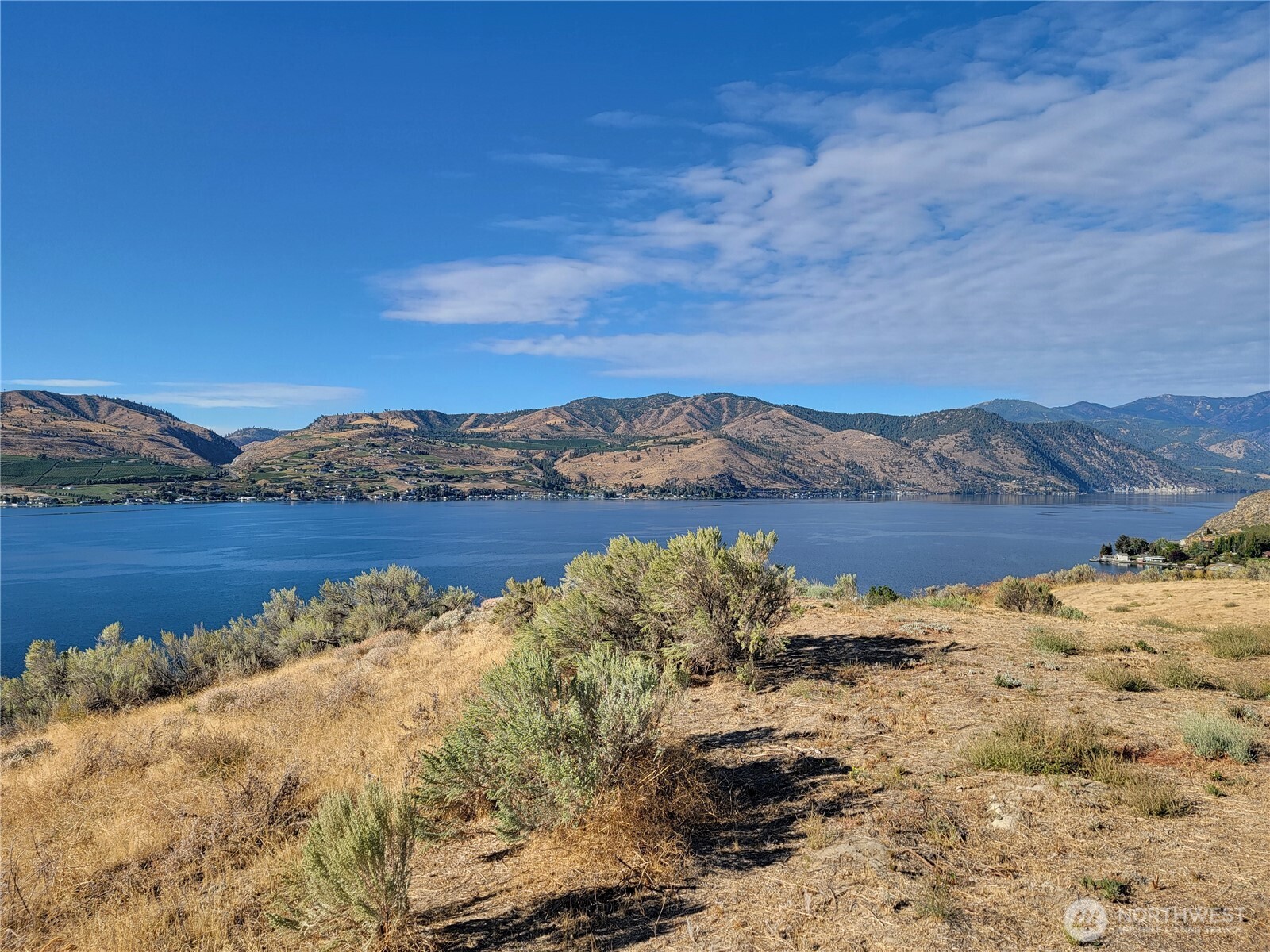 211 Viewland Way Chelan, WA 98816 - Photo 4 of 9