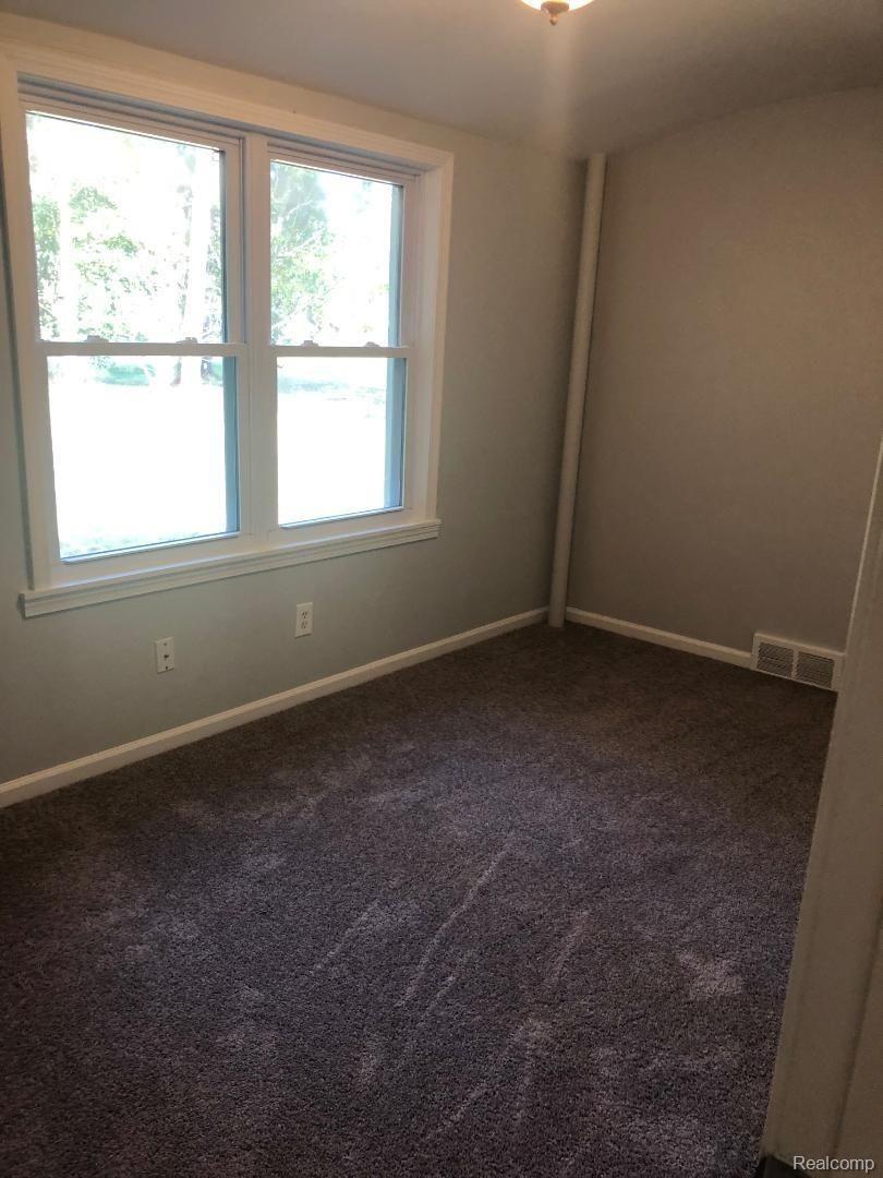 1966 Imlay City Road Lapeer, MI 48446 - Photo 20 of 34 bedroom2.jpg