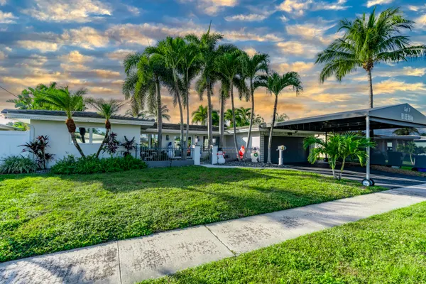 $2,200,000 | 851 Southeast 5th Avenue, Pompano Beach, FL 33060