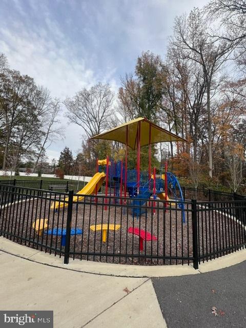 7618 Buzz Aldrin Lane Lanham, MD 20706 - Photo 34 of 39