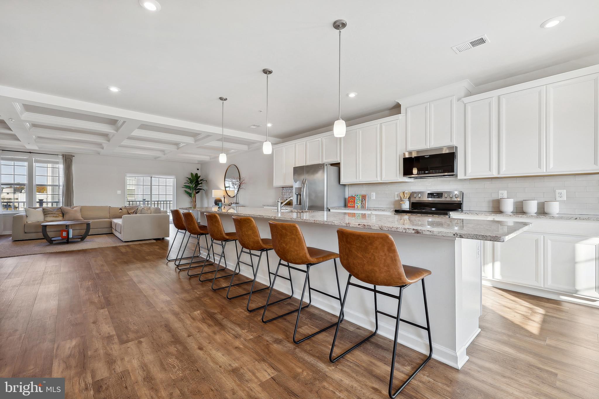 7618 Buzz Aldrin Lane Lanham, MD 20706 - Photo 8 of 39