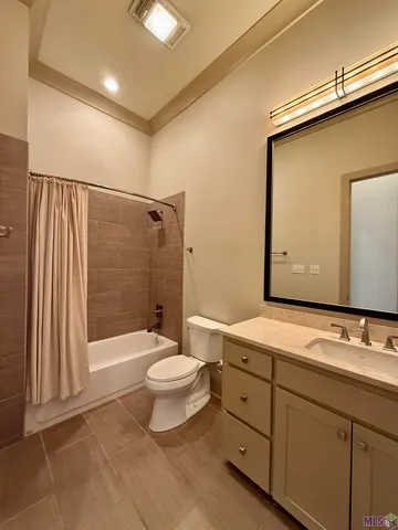 $565,000 | 7037 Etage Court, Baton Rouge, LA 70806