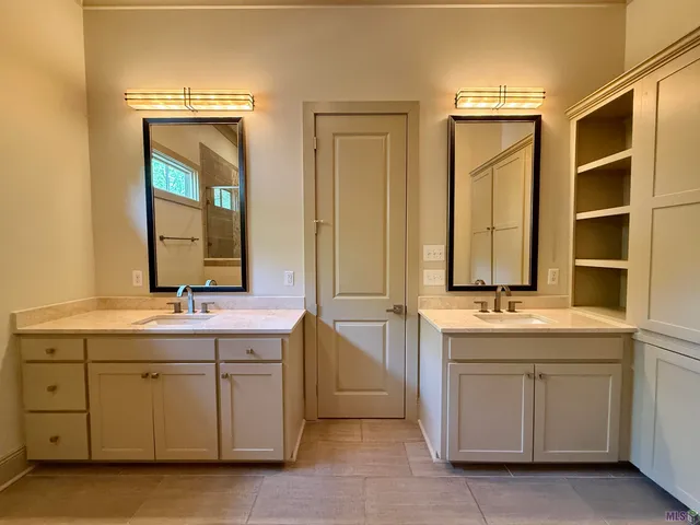 $565,000 | 7037 Etage Court, Baton Rouge, LA 70806