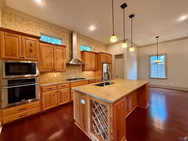 $565,000 | 7037 Etage Court, Baton Rouge, LA 70806