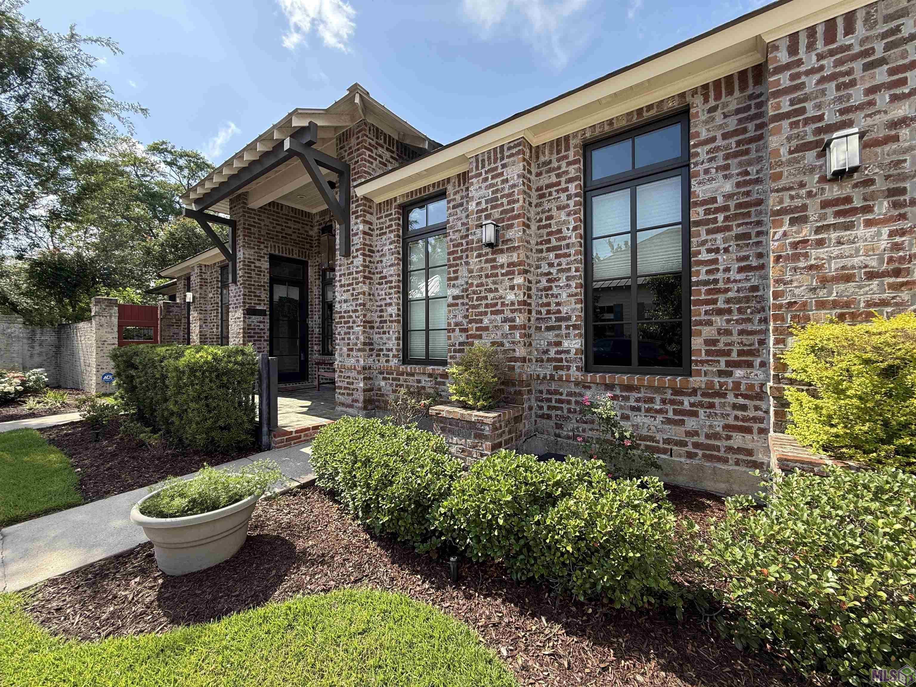 7037 Etage Court Baton Rouge, LA 70806 - Photo 5 of 25