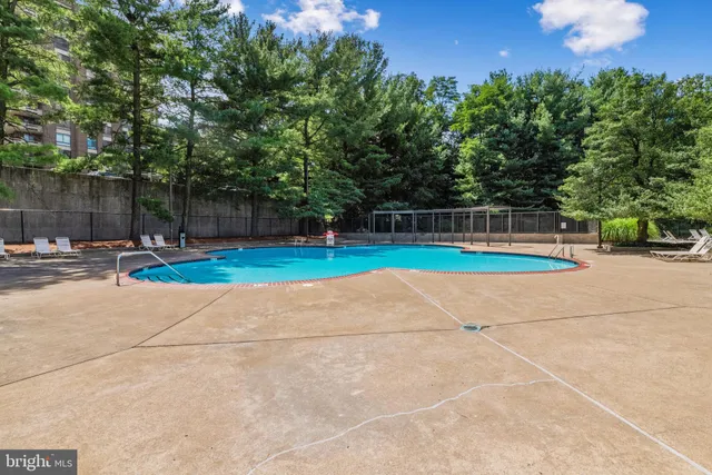 a view of outdoor space