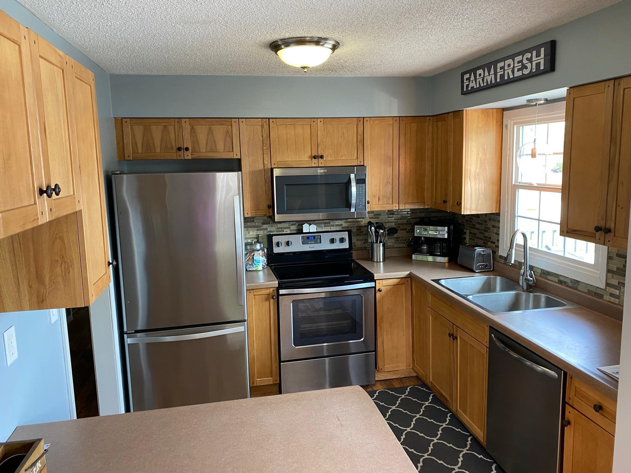 632 36th Street Southwest Rochester, MN 55902 - Photo 5 of 28