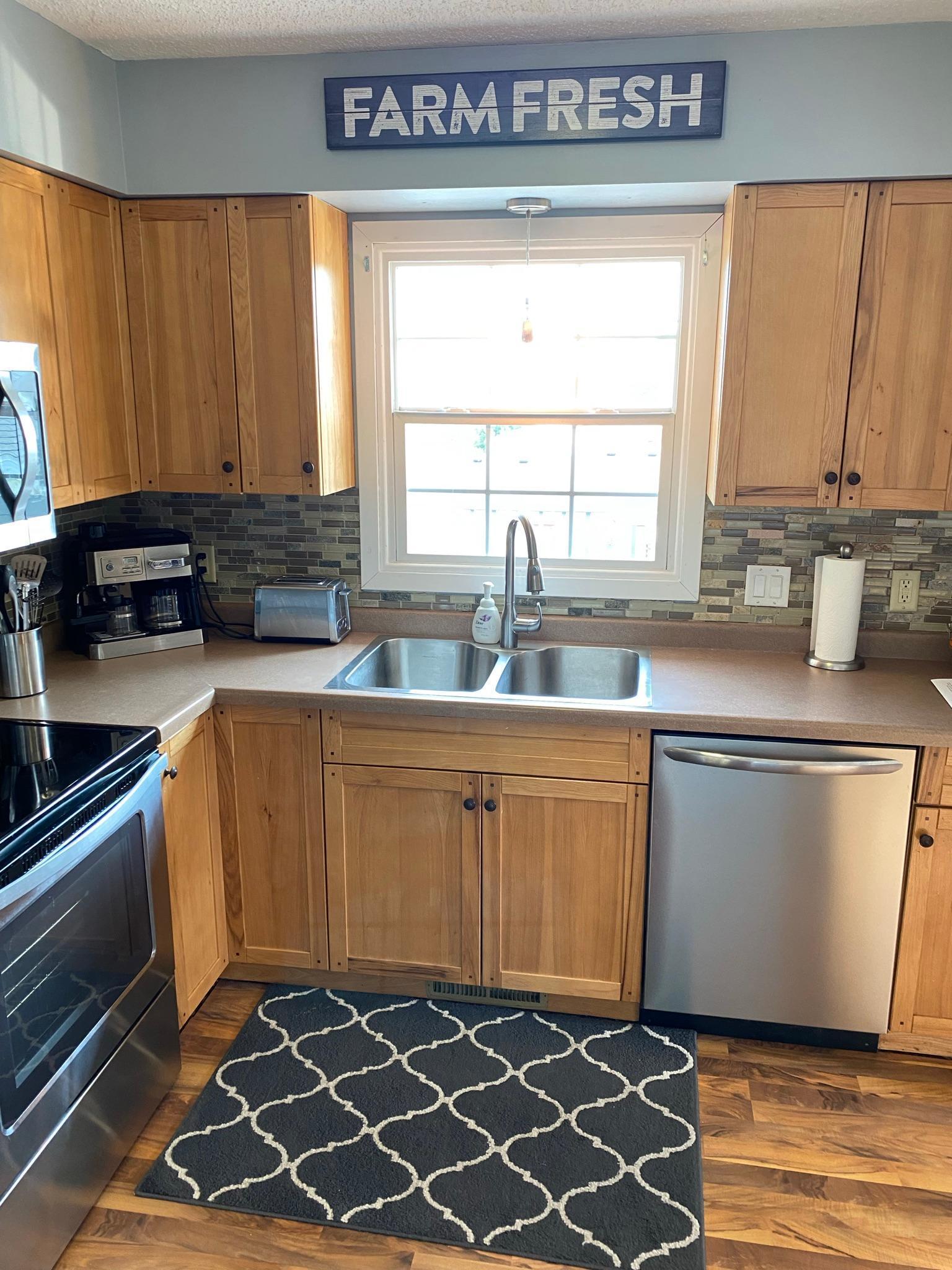 632 36th Street Southwest Rochester, MN 55902 - Photo 8 of 28